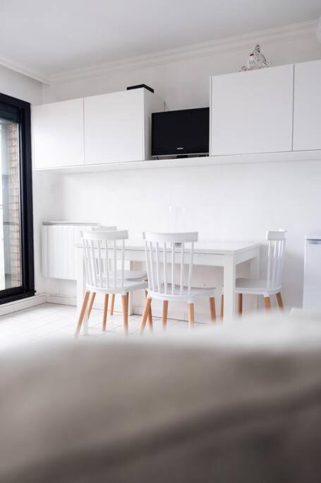 White & Sea, Face A La Mer Bray-Dunes Exterior photo